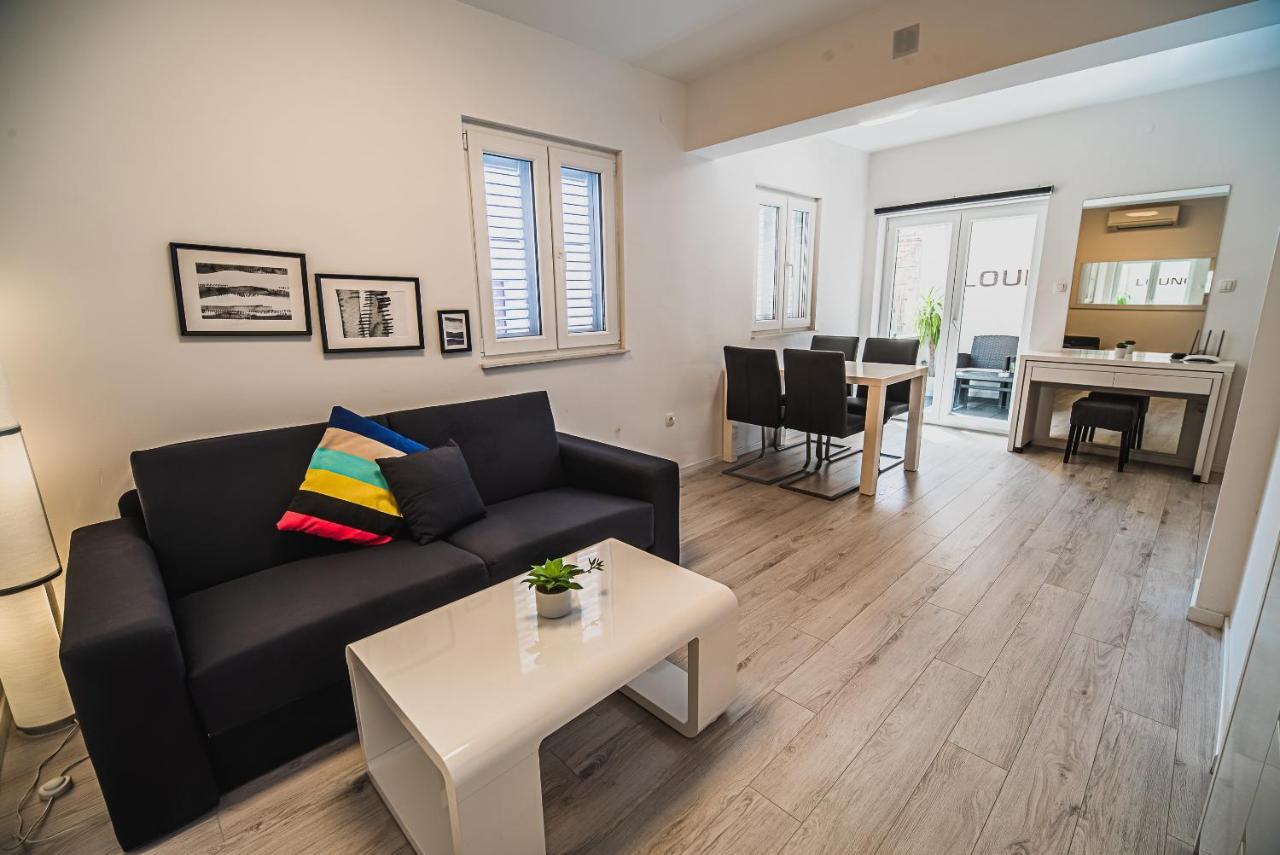 Downtown Park Apartments With Balcony Vodice Buitenkant foto