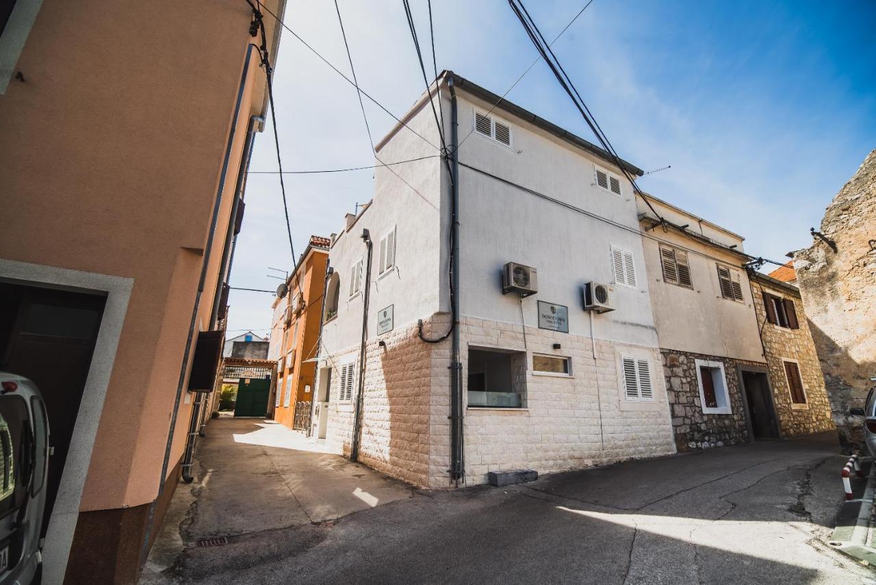 Downtown Park Apartments With Balcony Vodice Buitenkant foto