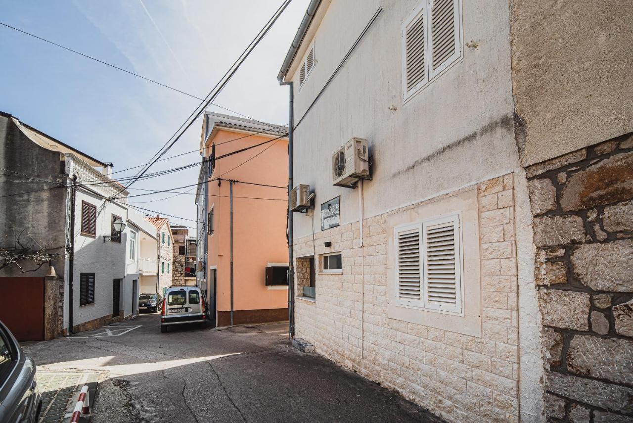 Downtown Park Apartments With Balcony Vodice Buitenkant foto