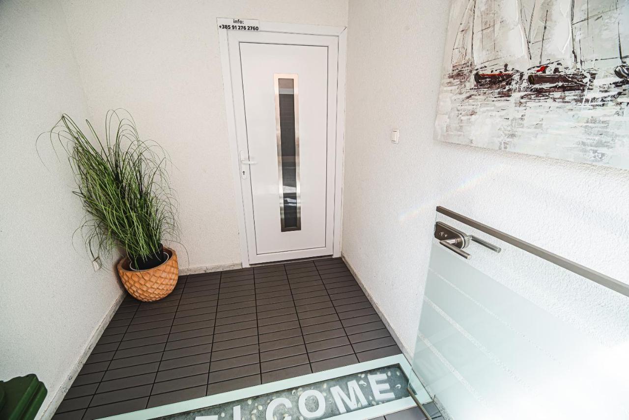Downtown Park Apartments With Balcony Vodice Buitenkant foto