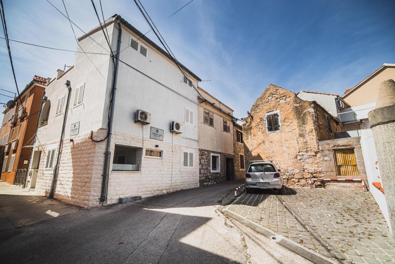 Downtown Park Apartments With Balcony Vodice Buitenkant foto