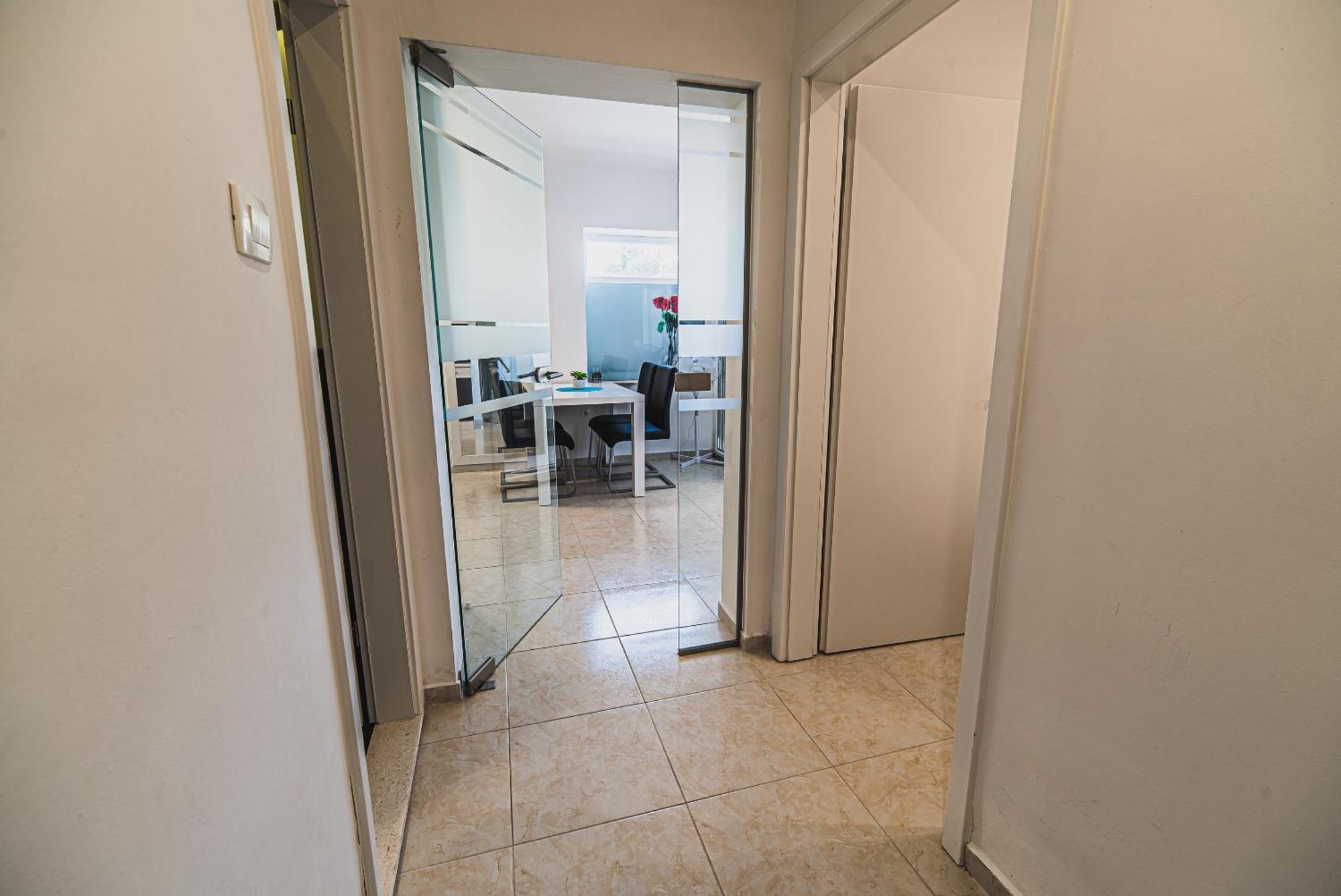 Downtown Park Apartments With Balcony Vodice Kamer foto